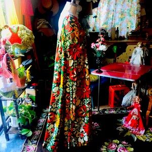 Vintage Hawaiian holiday muumuu